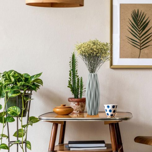 Vázák több színben száraz- vagy művirágokhoz - 7.5x21cm